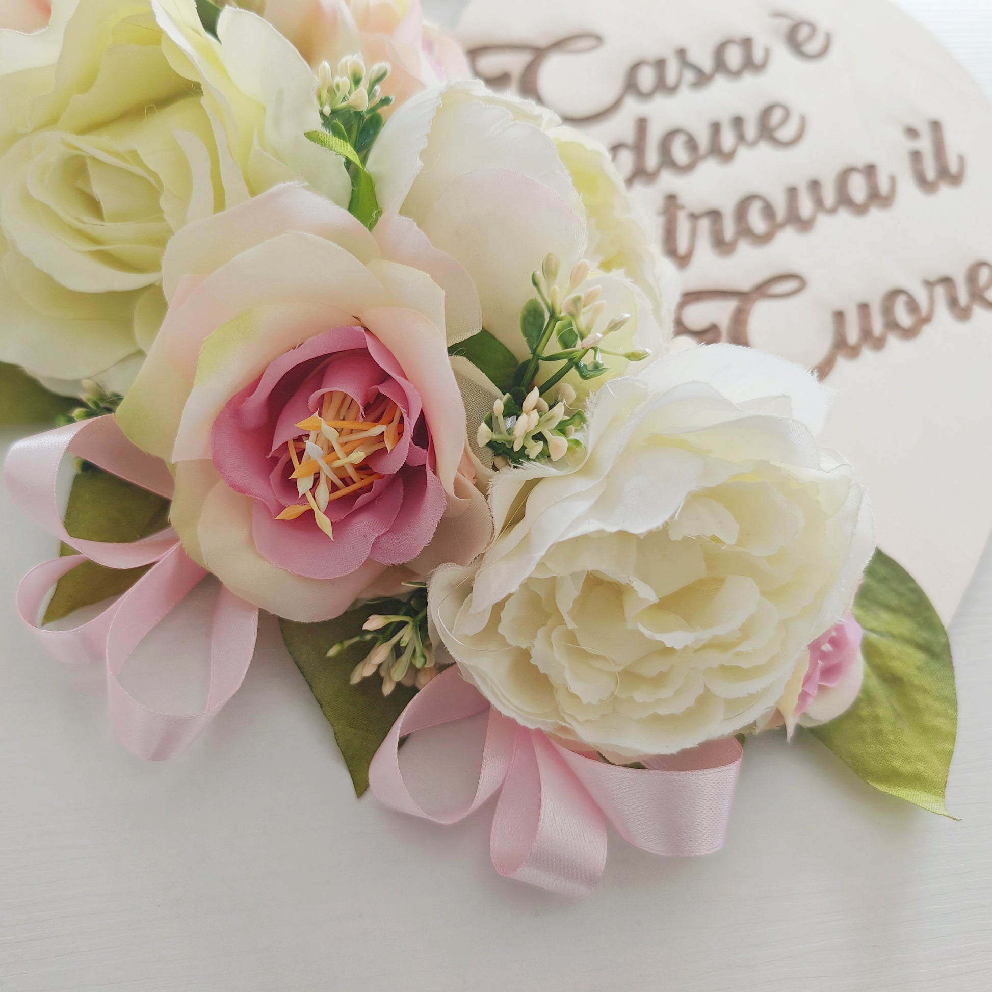 Fuoriporta bianco e rosa in legno inciso - Best Moment Decor