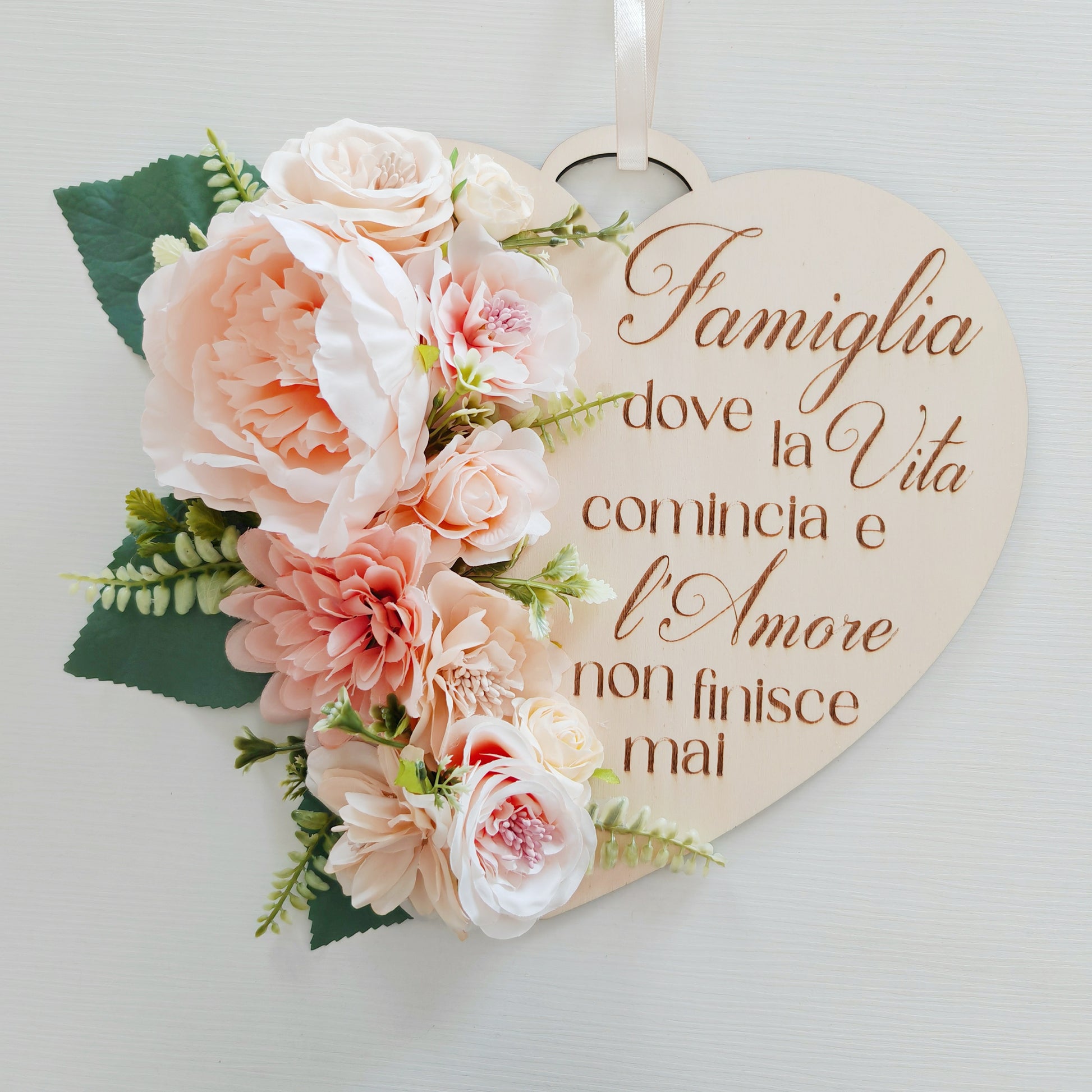 Fuoriporta pesca e panna  in legno inciso - Best Moment Decor