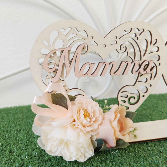 Doppio cuore in legno floreale