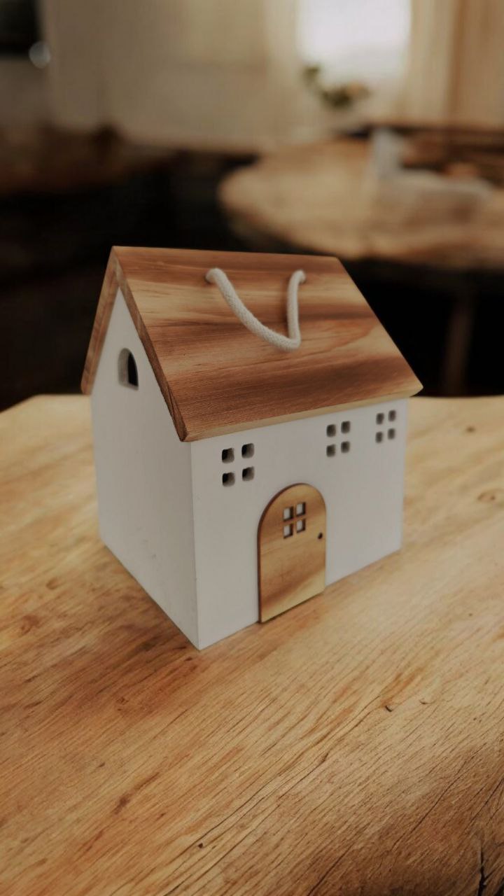 Casetta in legno contenitore