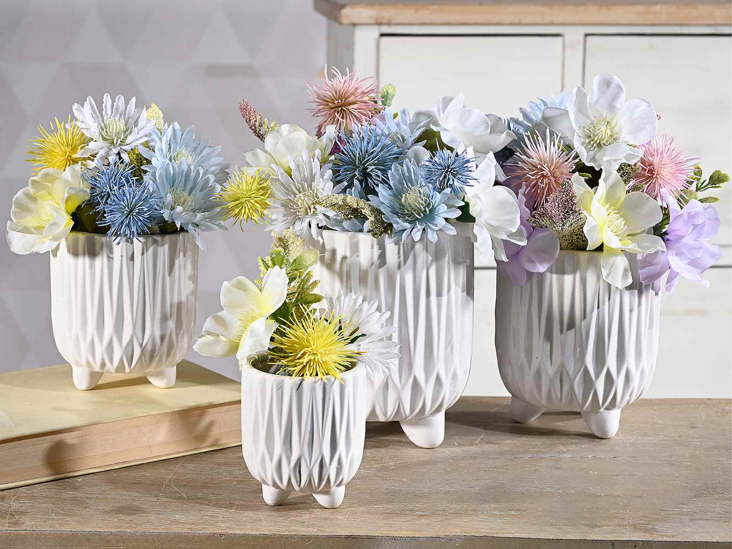IN ARRIVO Vasi set 4 pezzi in ceramica bianca