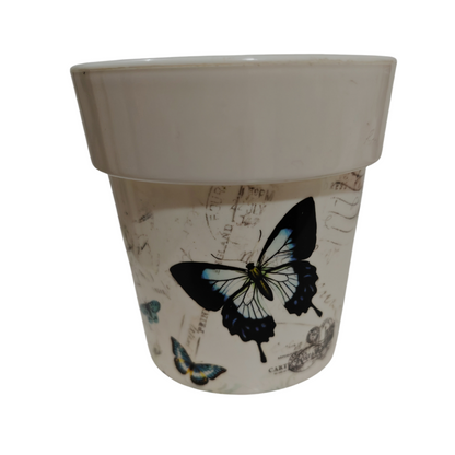 Vaso in plastica con farfalle