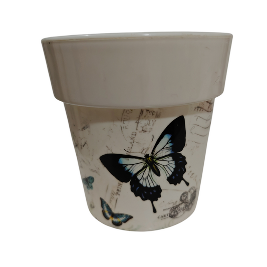 Vaso in plastica con farfalle