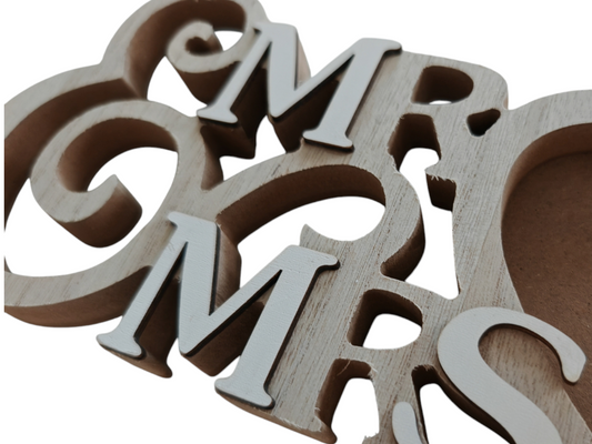 Cornice love elegance