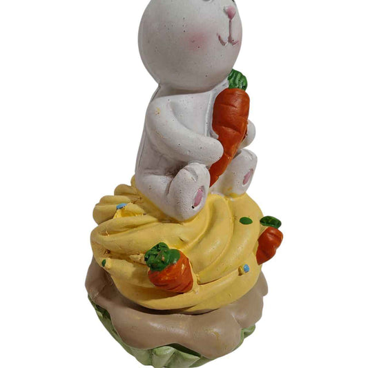 Coniglietto con carota in resina