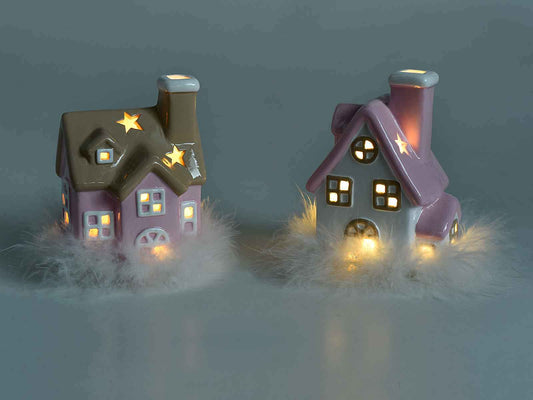 Casetta in ceramica rosa e beije luminosa