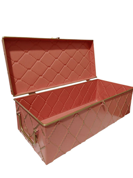 Scatola metallo pesca e oro