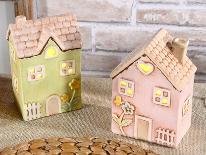 IN ARRIVO Casetta ceramica rosa con luce led