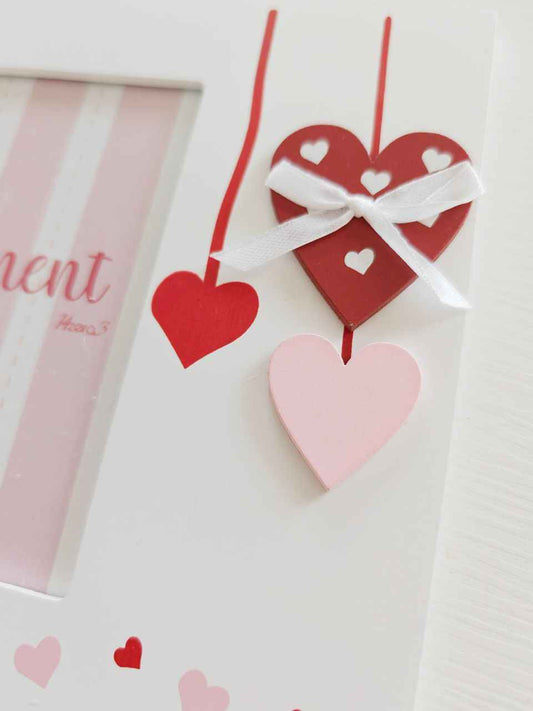 Cornice bianca cuore