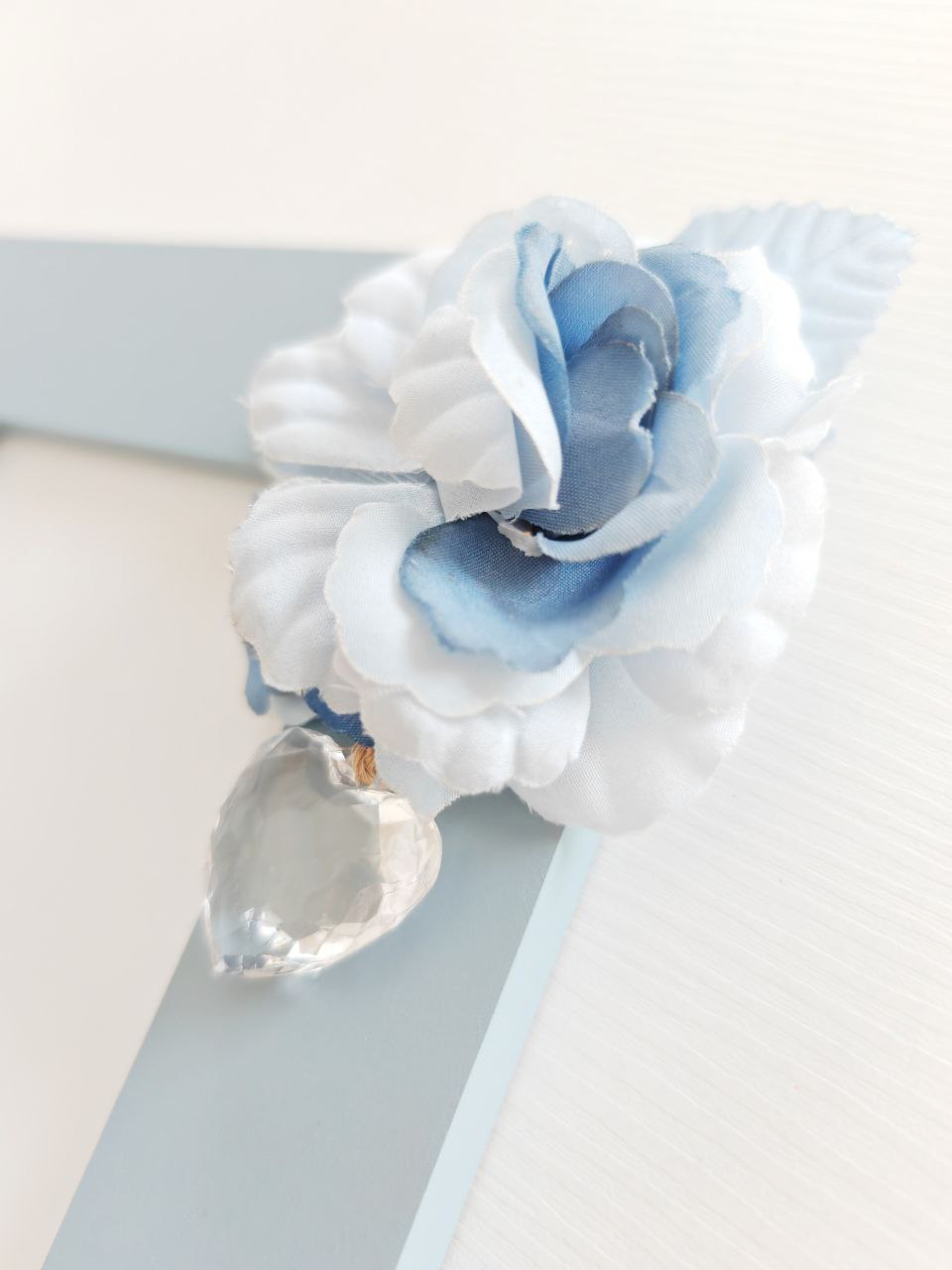 Cornice bluette con fiore - Best Moment Decor