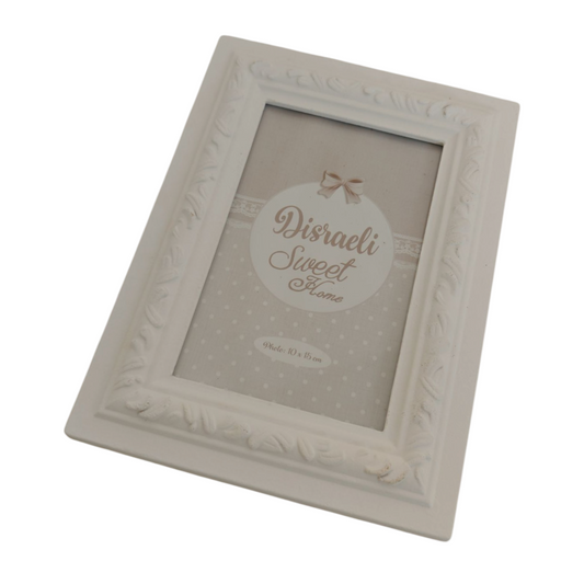 Cornice shabby white